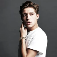 Jonna Fraser, Lil’ Kleine